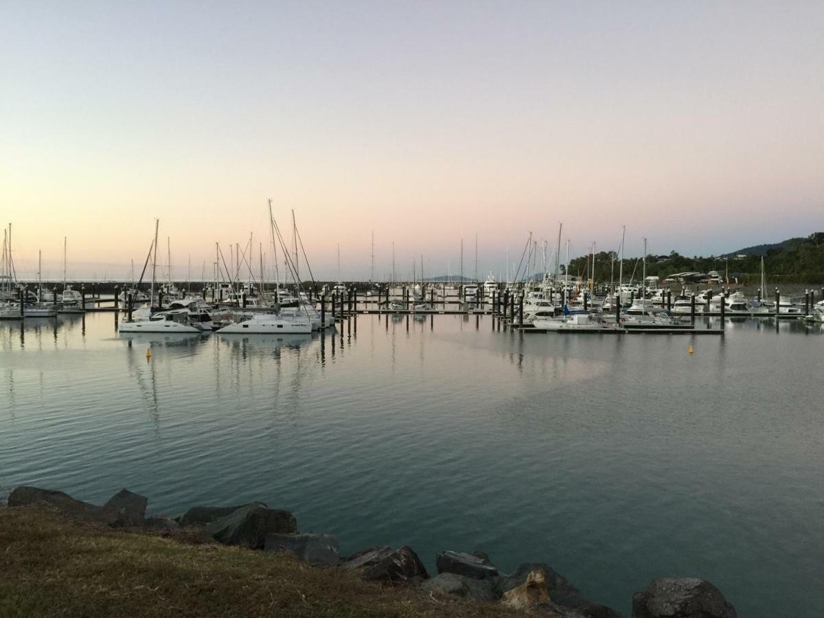Island Views Airlie Beach Exterior foto